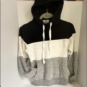 Basic lightweight pullover hoodie